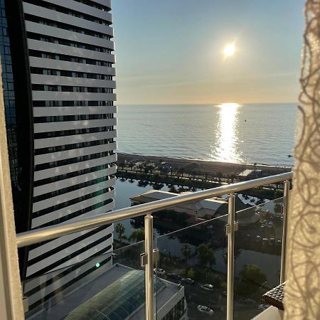 Roini Apartment Batum Dış mekan fotoğraf