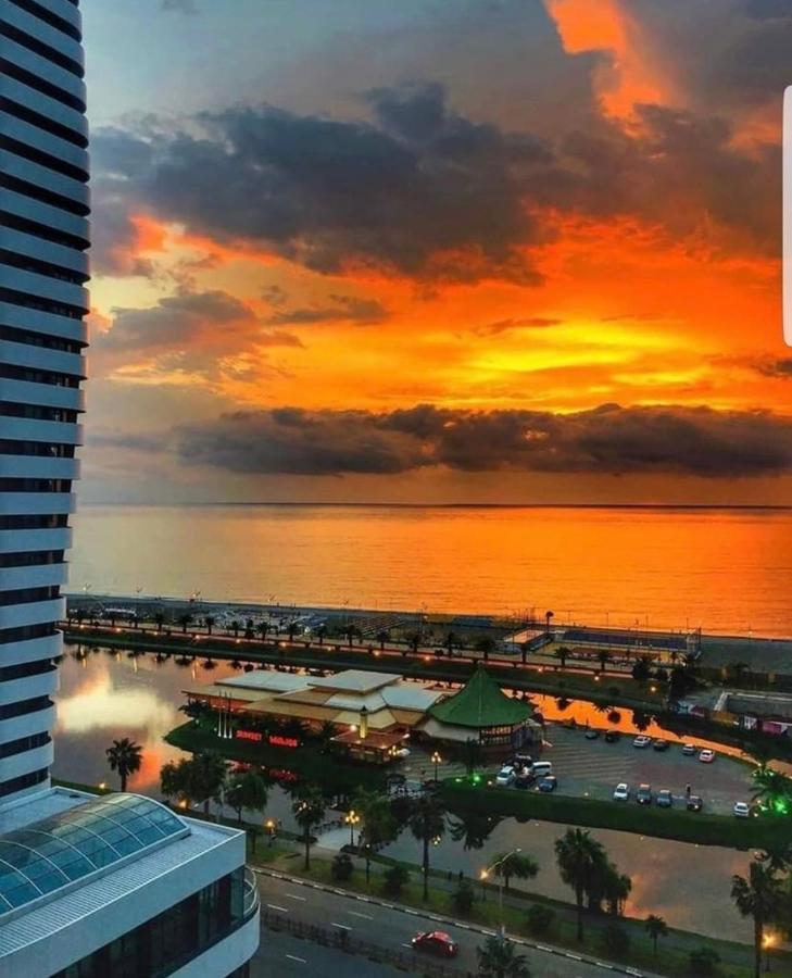 Roini Apartment Batum Dış mekan fotoğraf