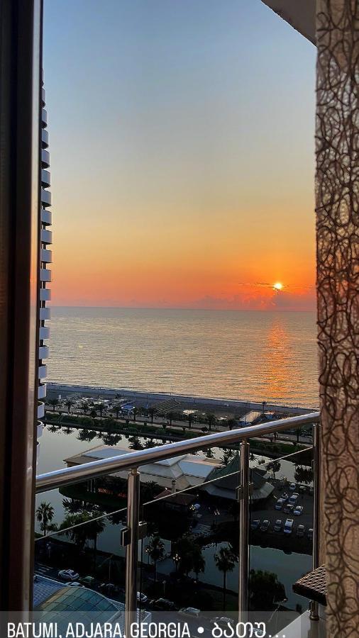 Roini Apartment Batum Dış mekan fotoğraf