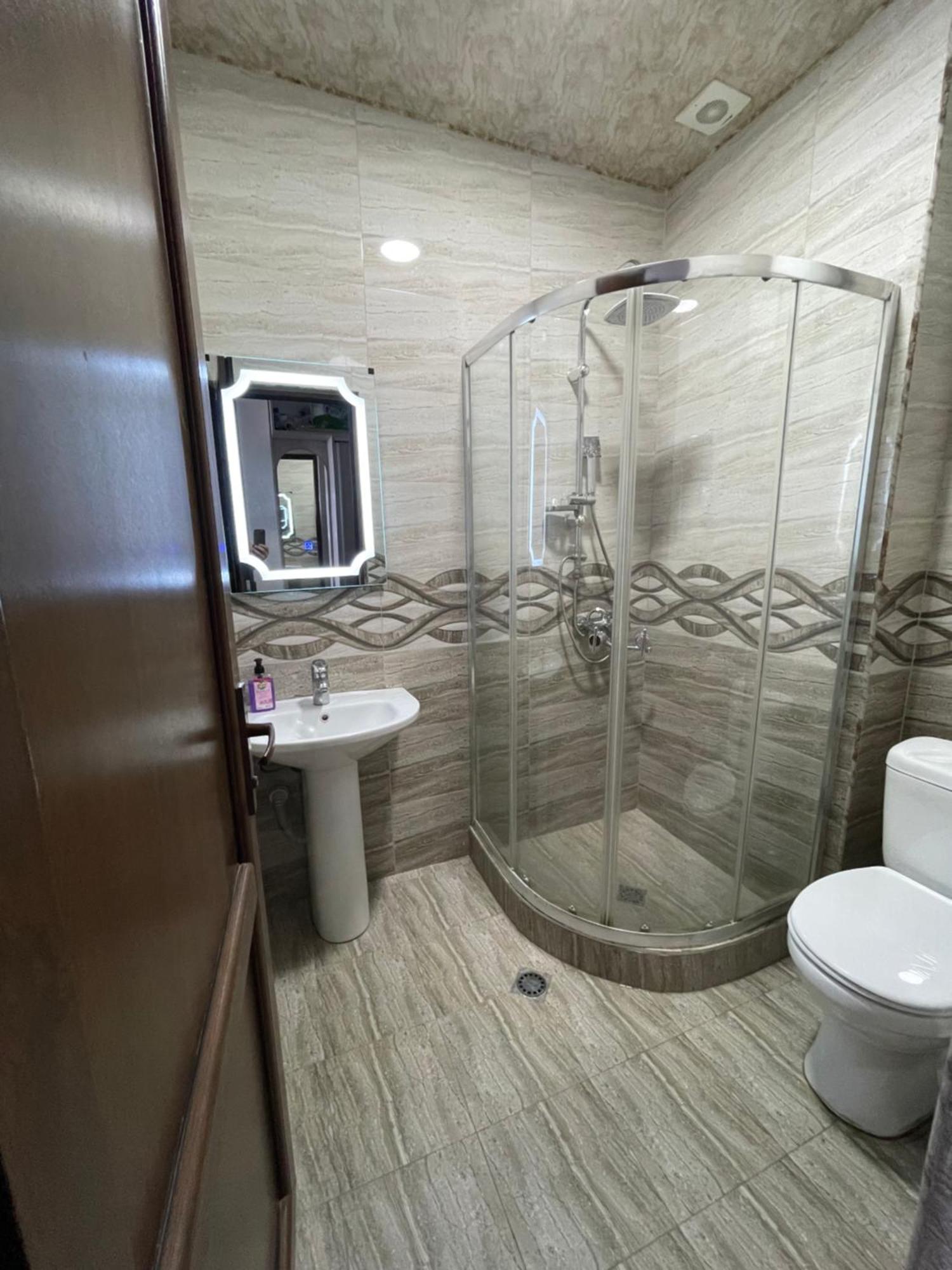 Roini Apartment Batum Dış mekan fotoğraf