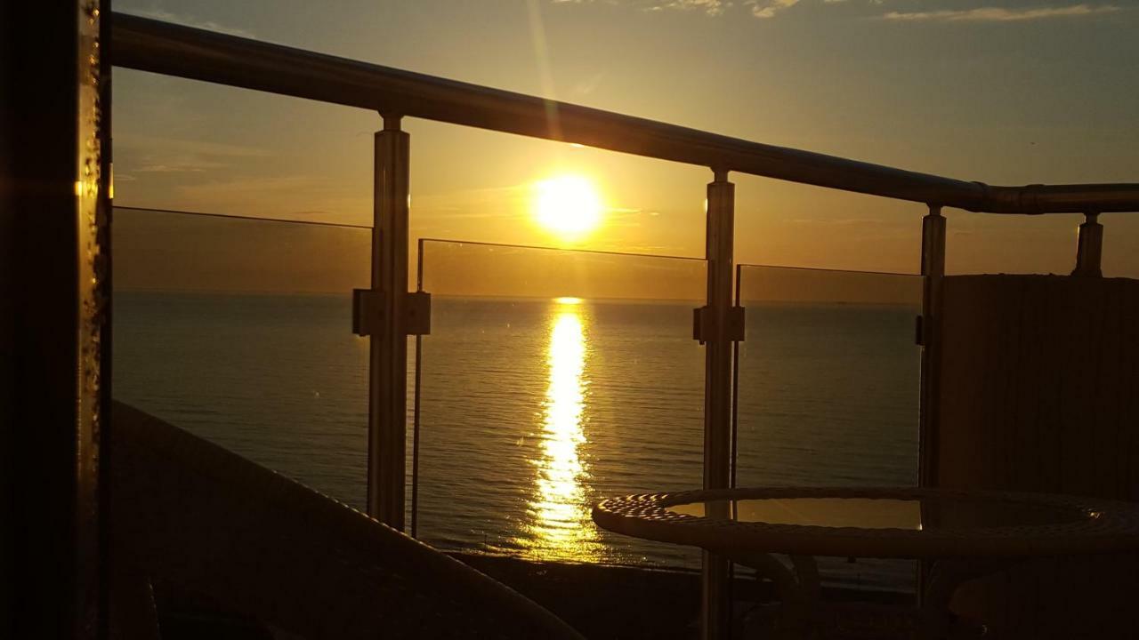 Roini Apartment Batum Dış mekan fotoğraf